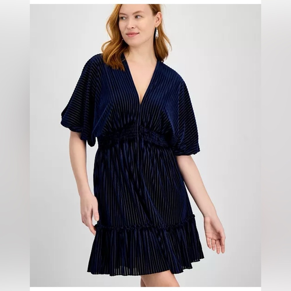 NWT Taylor Women's Velvet Burnout Smocked Fit & Flare Dress